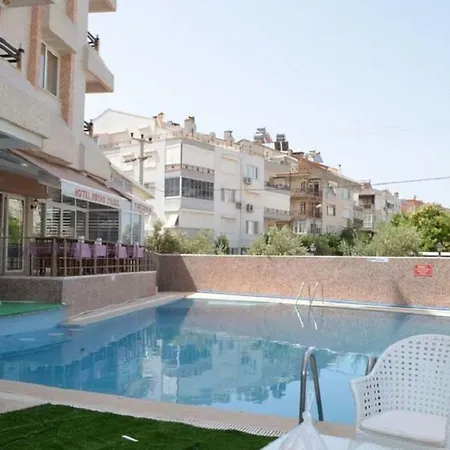 Ayyildiz Otel * Ayvalik